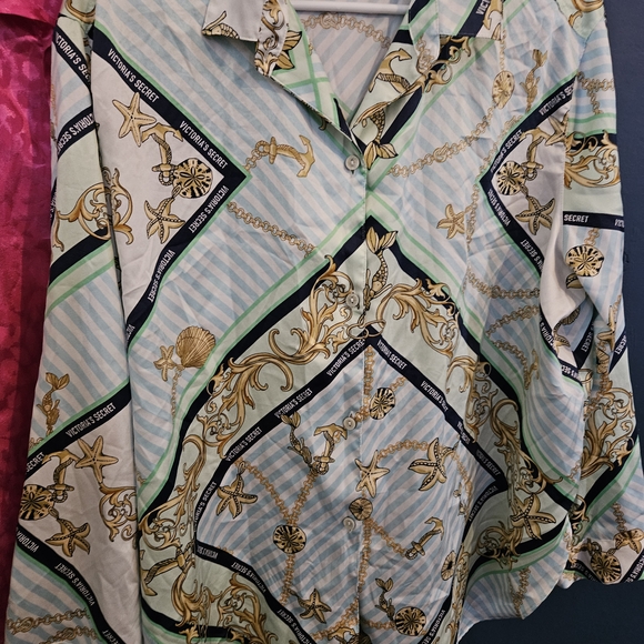 VINTAGEVictorias Secret Lingerie robe/Cover & Shein Satin Cheetah button up SzXL - Picture 9 of 9